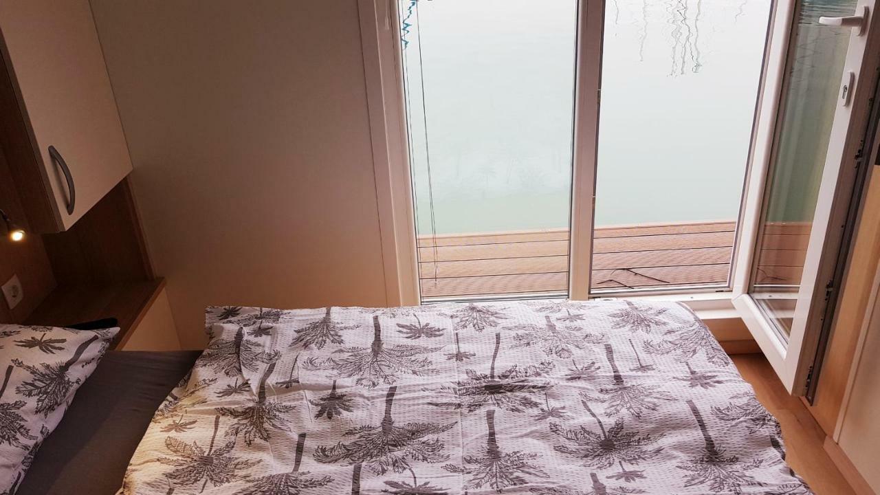 Floating Sea House Portorose Ξενοδοχείο Εξωτερικό φωτογραφία